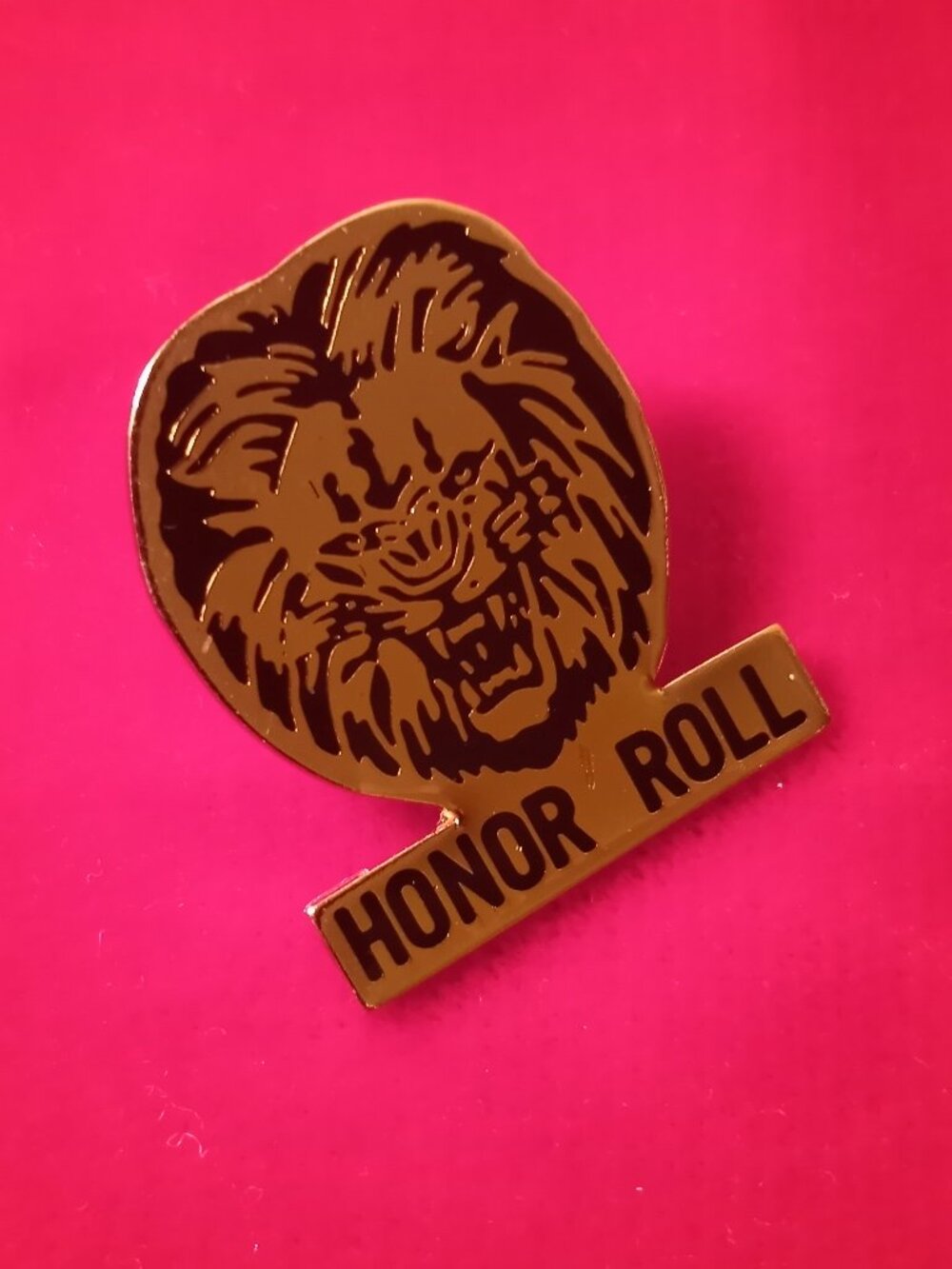 Honor Roll Roaring Lion metal pin